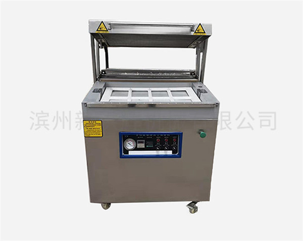 750貼體(ti)包裝機